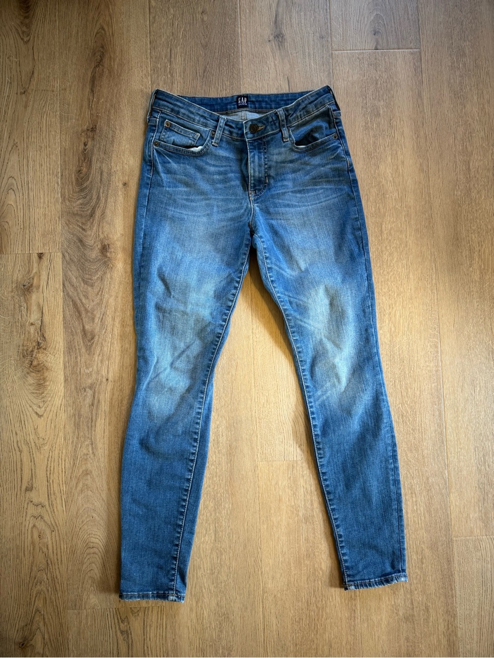 GAP Women's skinny jeans